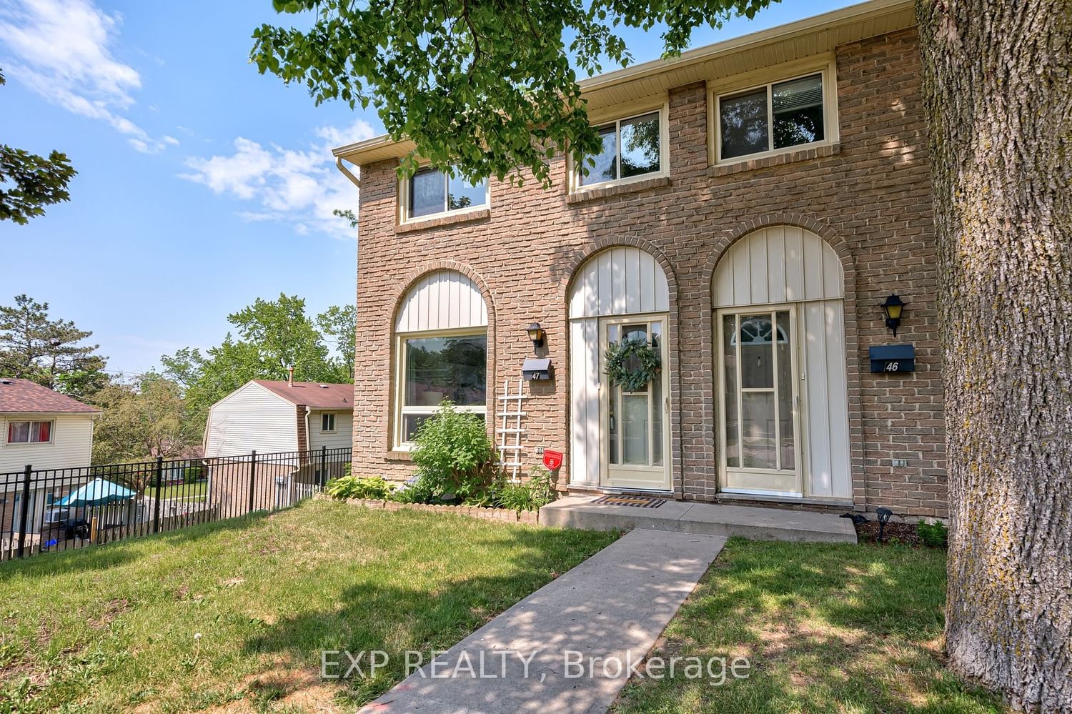 Townhouse sold at 47-165 Green Valley Drive, Kitchener, N2P 1K3 - MLS: X6091632