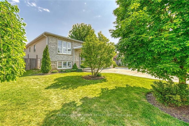22 Longview Court