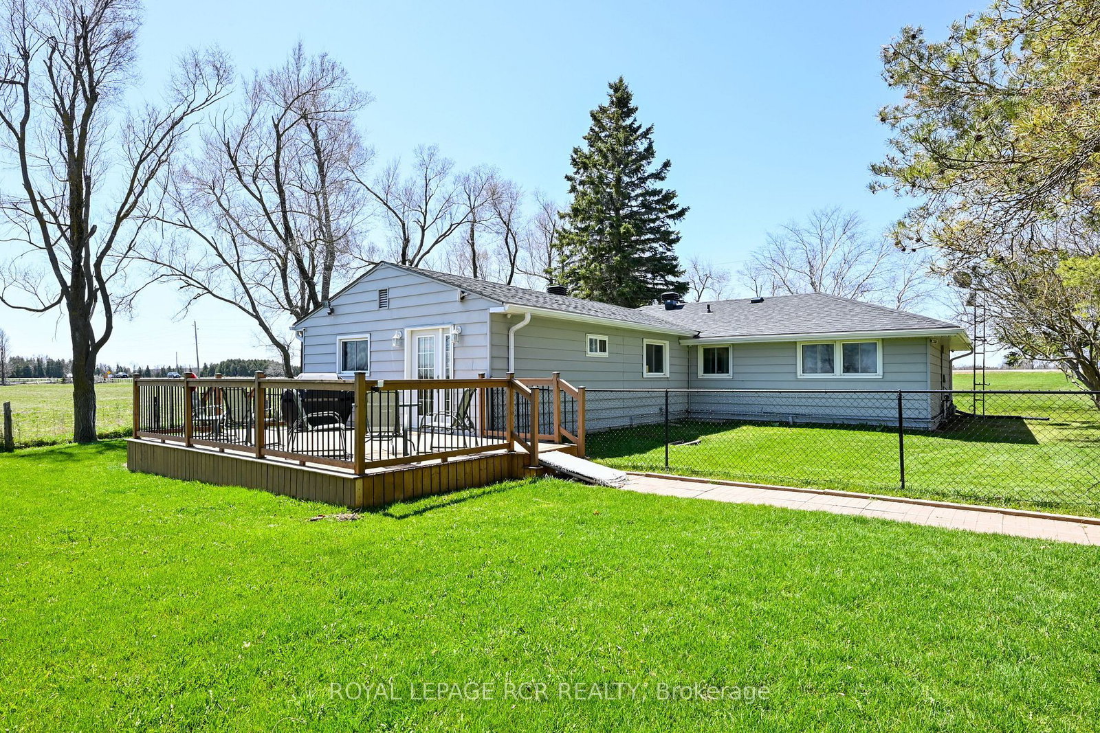 Listing Image 16