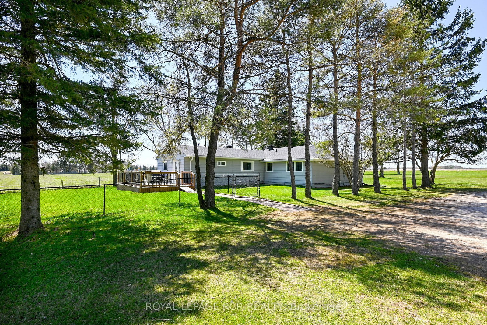 Listing Image 17