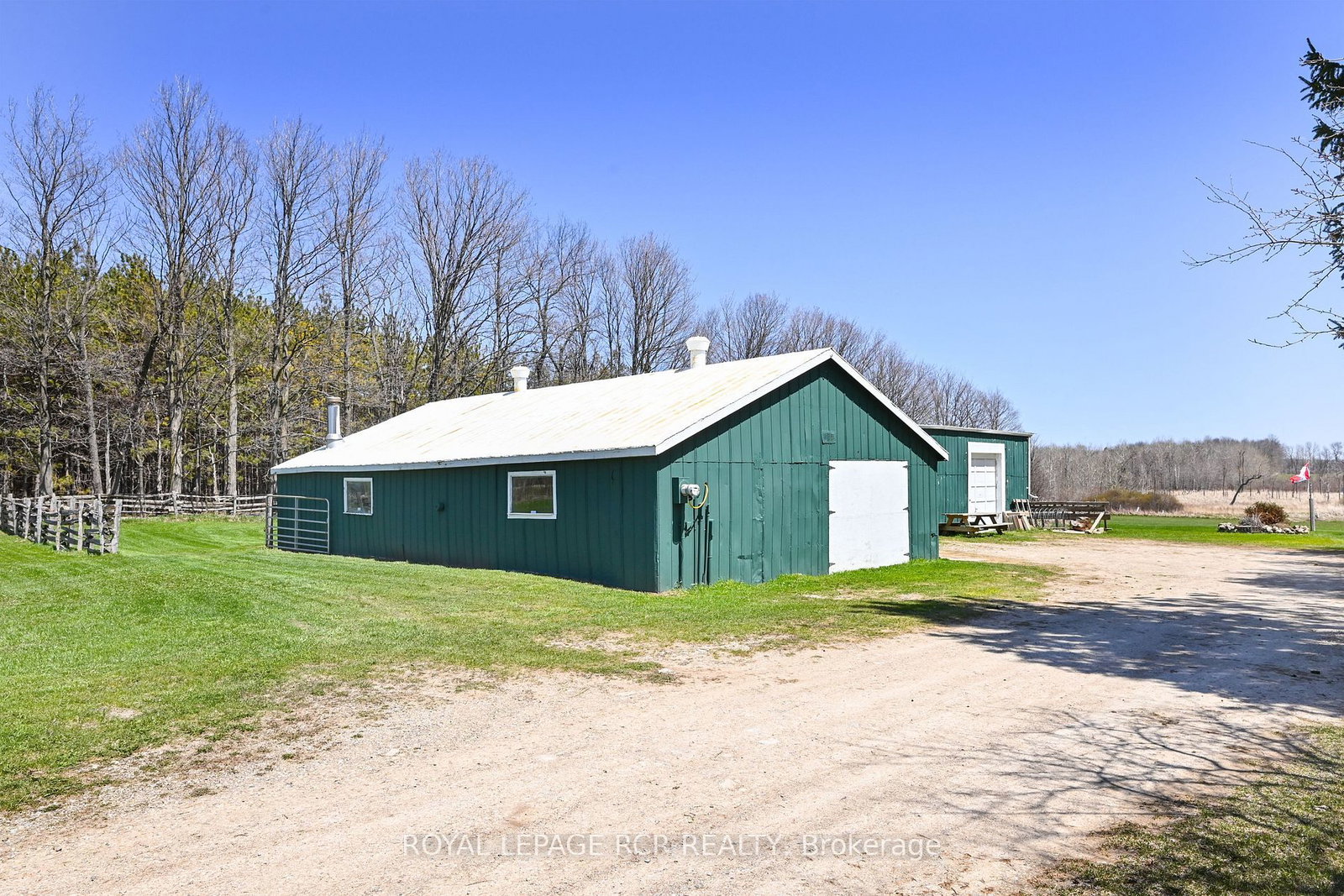 Listing Image 20