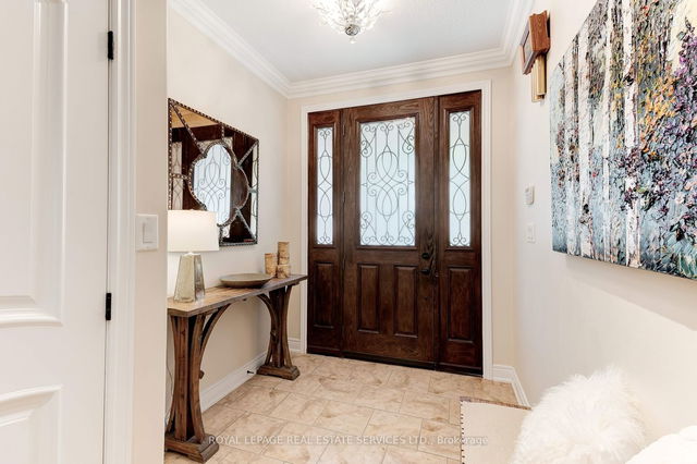 12 Carriage Lane