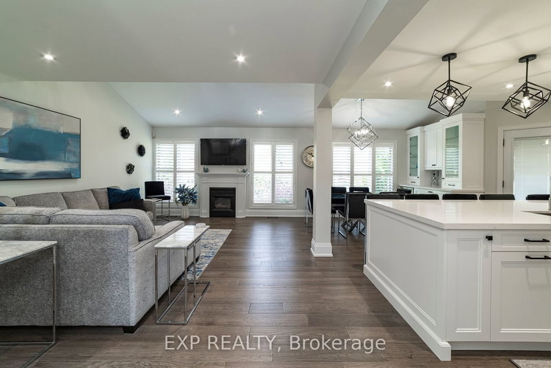 230 Appleby Rd, Hamilton, L9G 2V7 | Image 3