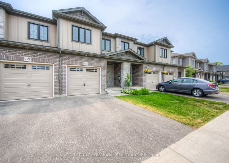 87 - 135 Hardcastle Dr, Cambridge, N1S 0B6 | Image 2