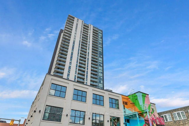 810A - 60 Charles Street