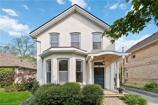 18 Chestnut Avenue