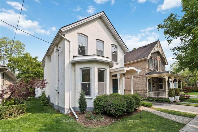 18 Chestnut Avenue