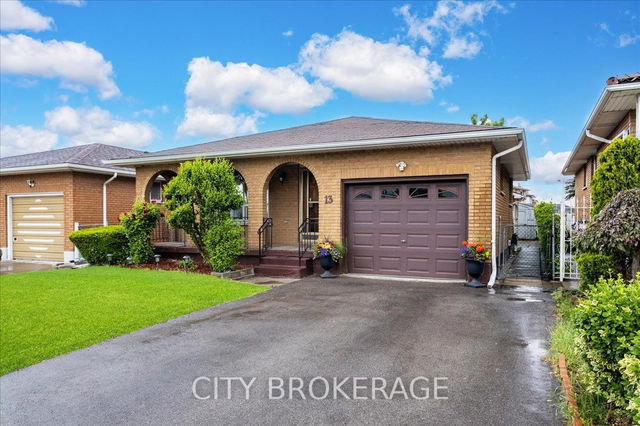 13 Delawana Drive