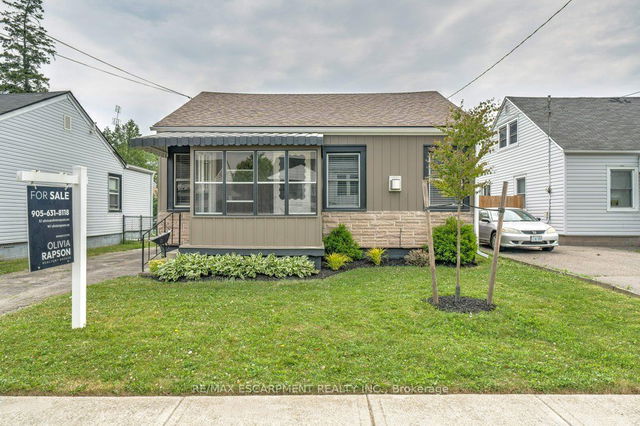 44 Normanhurst Avenue