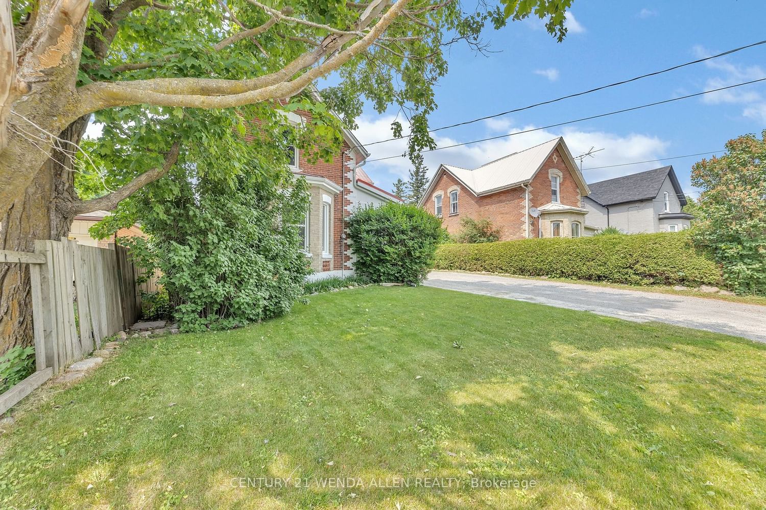 Listing photo 1