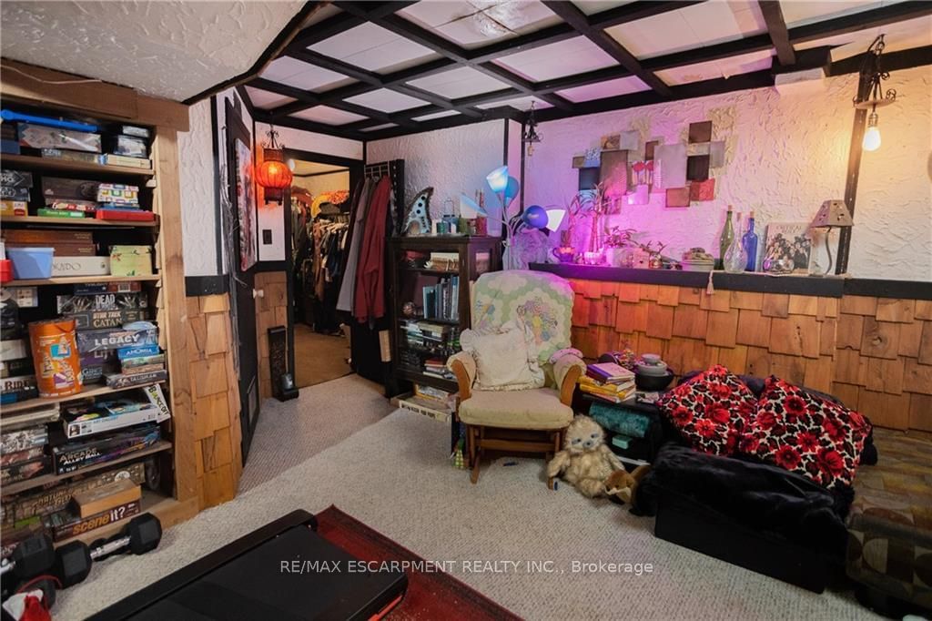 Listing Image 35