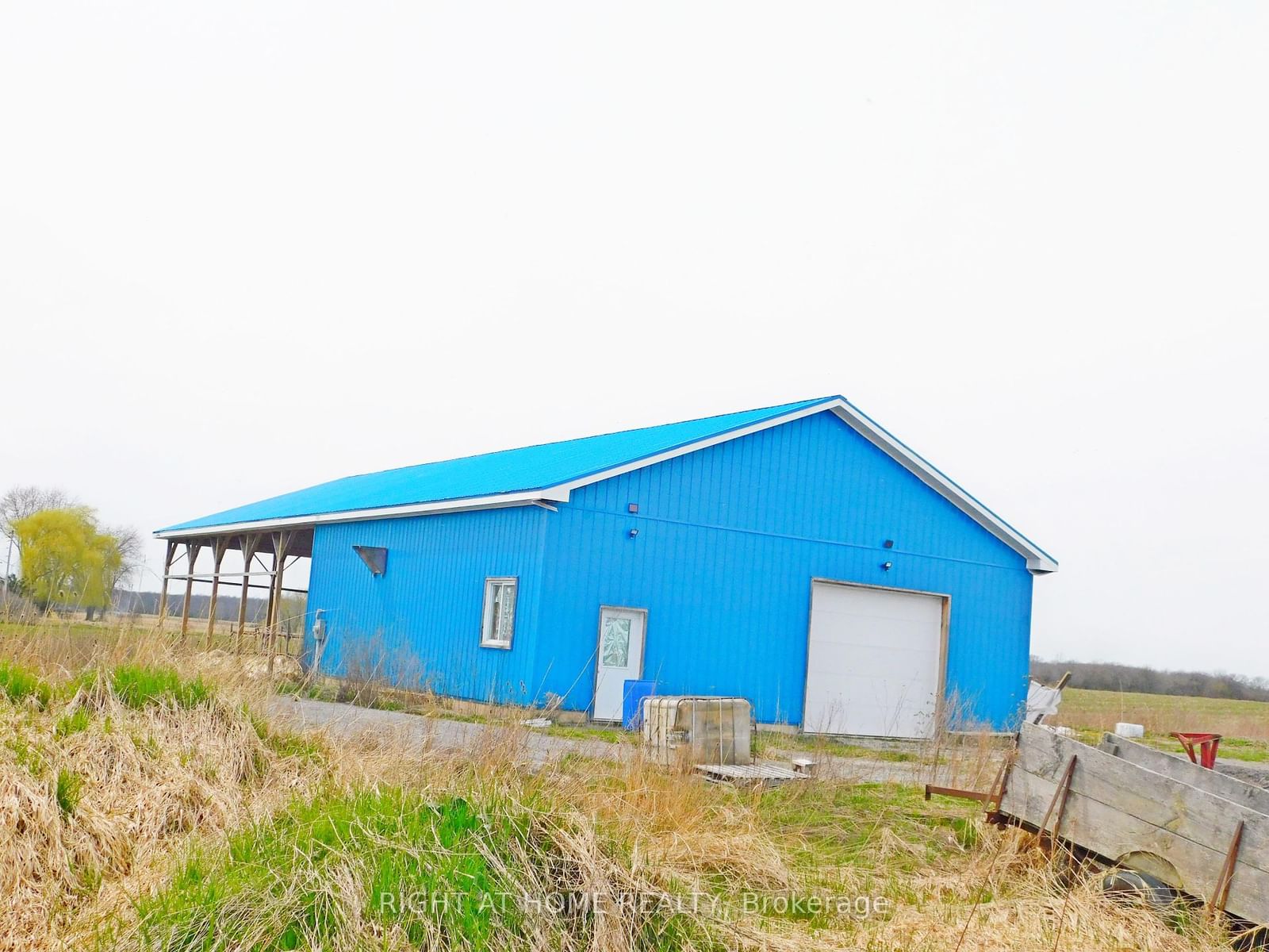 Listing Image 7
