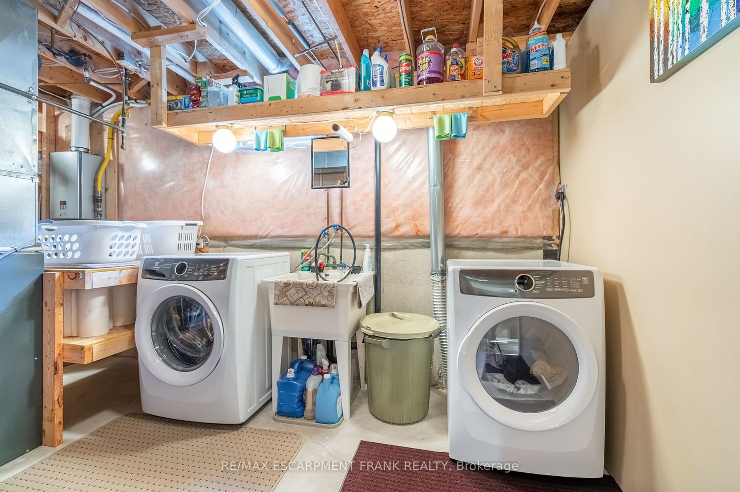 Listing Image 22