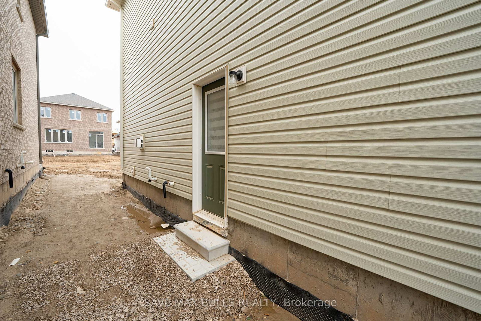 Listing Image 35