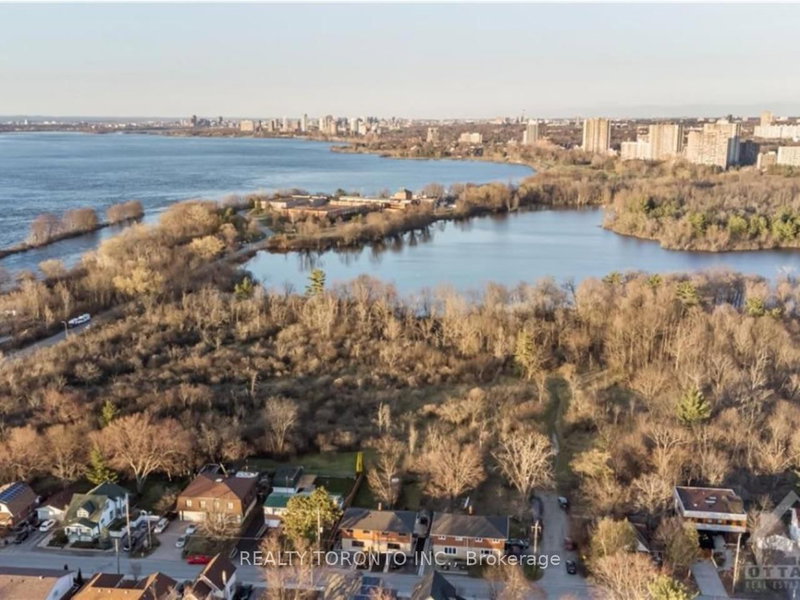 2725 Rowatt St, Ottawa, K2B 6P1 | Image 3