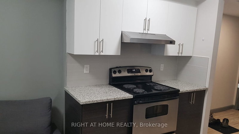 128 - 258A Sunview St, Waterloo, N2L 0H6 | Image 3