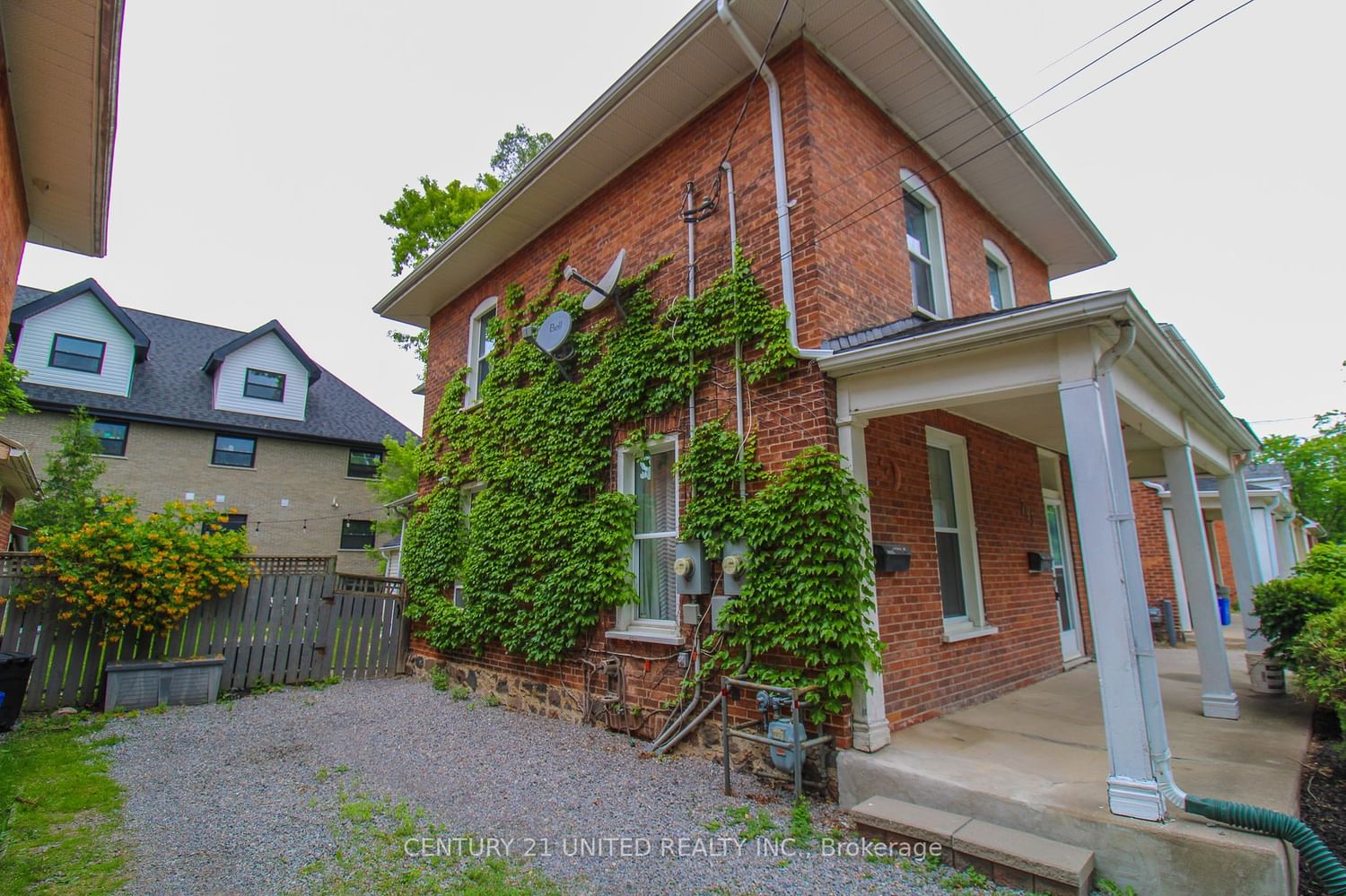 Listing Image 4
