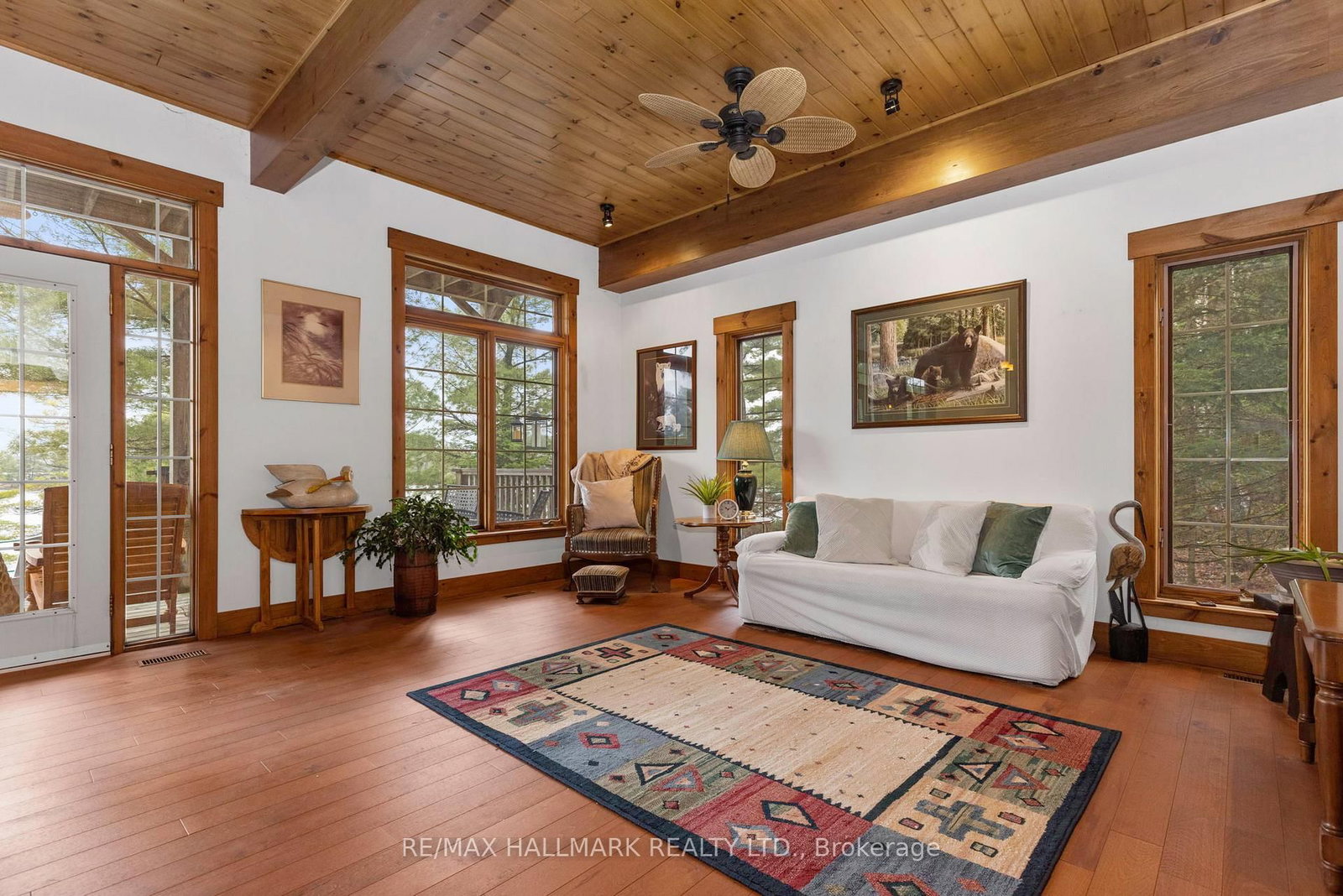 Listing Image 7