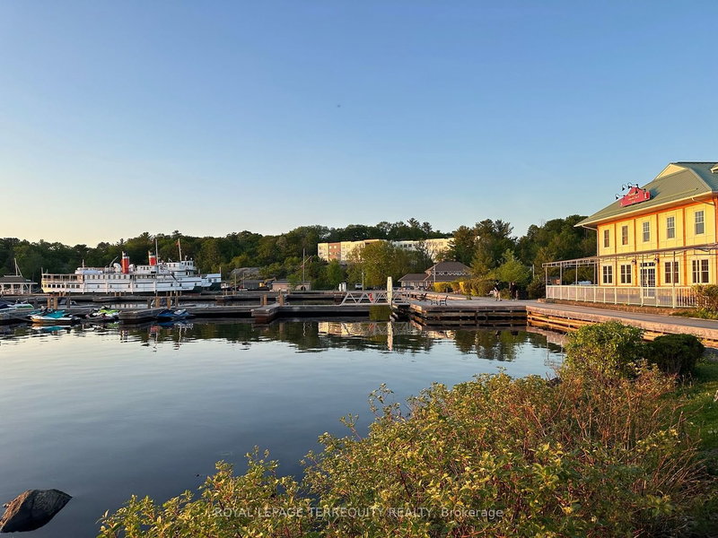 37 Rockmount Cres, Gravenhurst, P1P 0A2 | Image 3