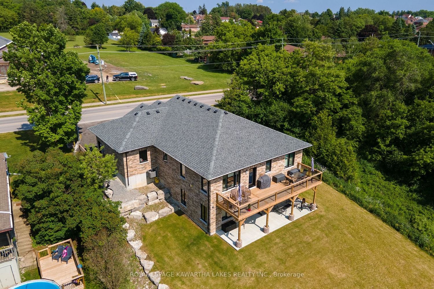 Listing Image 7