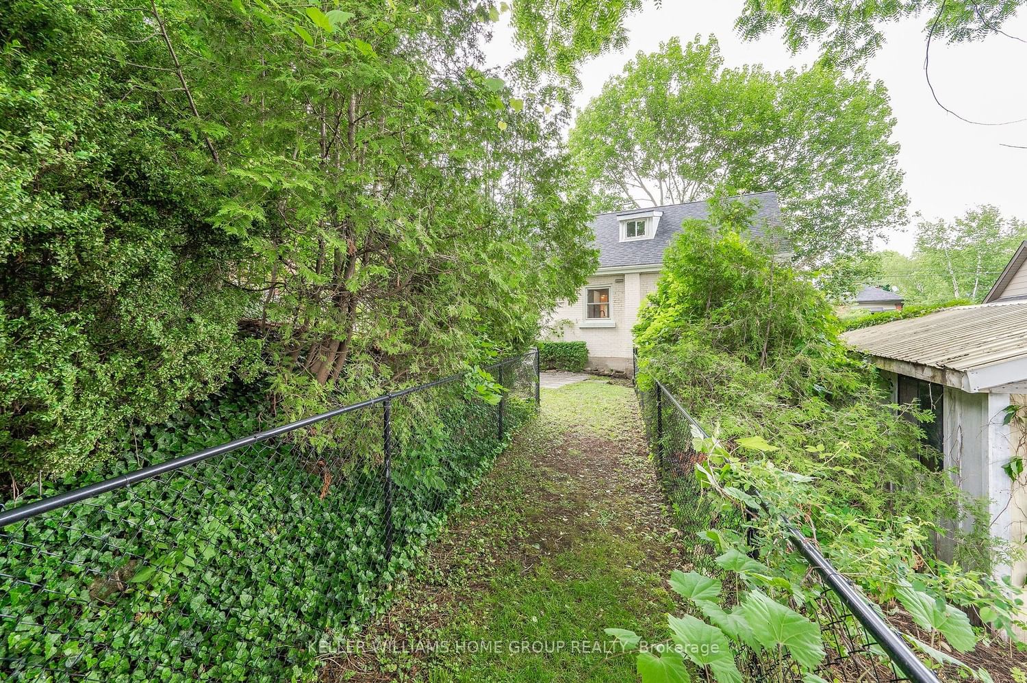 Listing Image 37