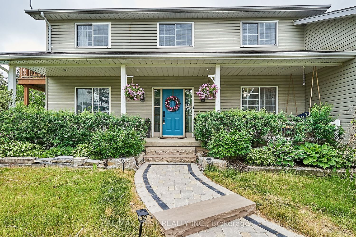 Listing Image 7