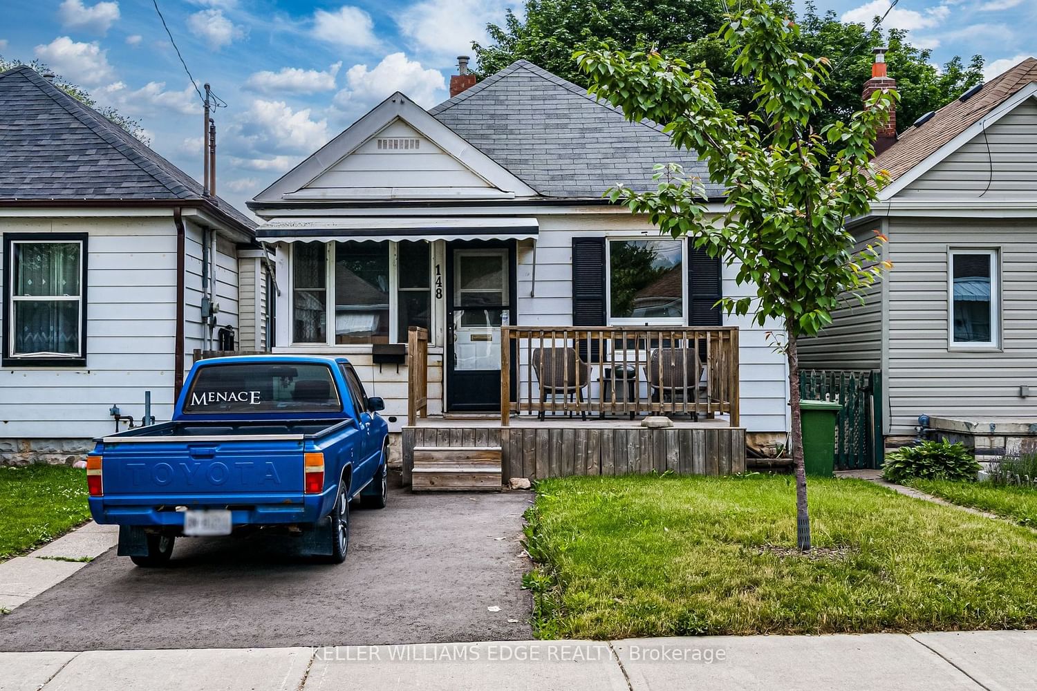 Listing photo 2