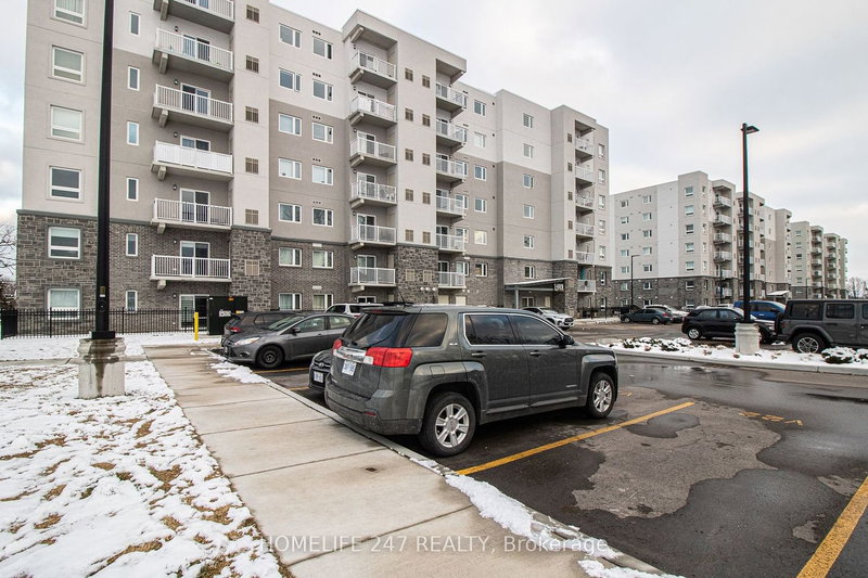 519 - 1489 Banwell Rd, Windsor, N8P 0G4 | Image 2