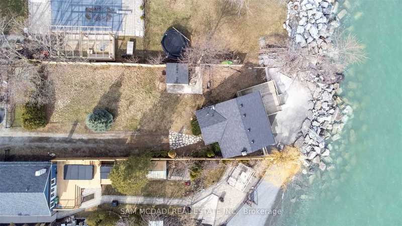 18 1/2 Lakeshore Dr, Hamilton, L8E 5C6 | Image 2