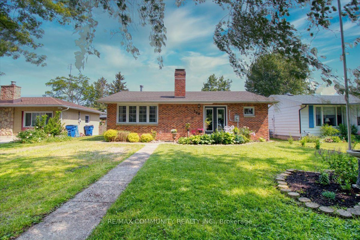 Listing photo 1