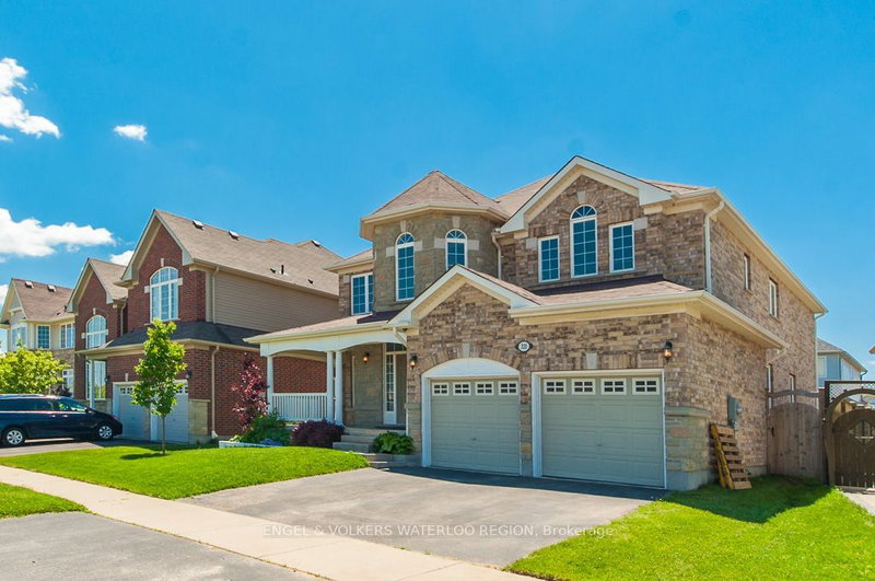 320 Robert Ferrie Dr, Kitchener, N2P 2Y7 | Image 2