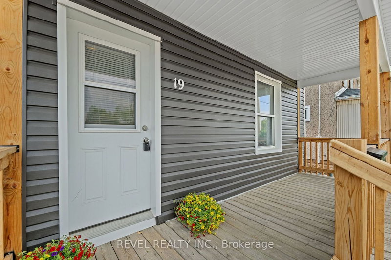 19 Duncan St, Welland, L3B 2C5 | Image 3