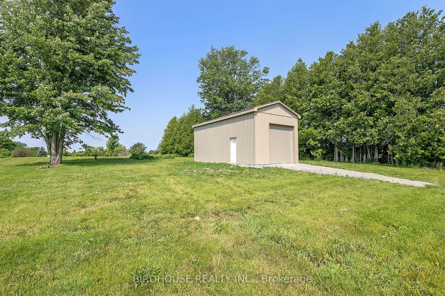 Listing Image 37