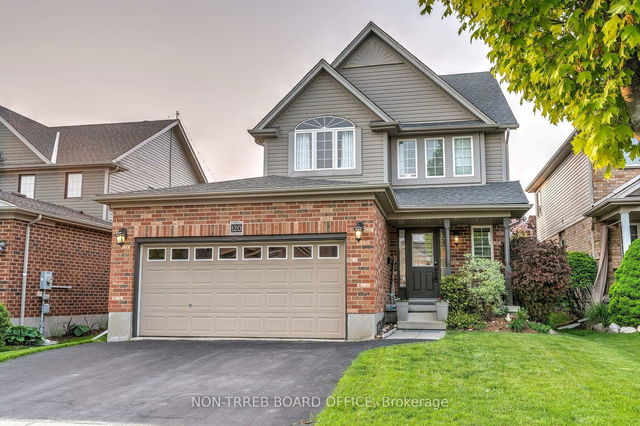 120 DECARO Crescent