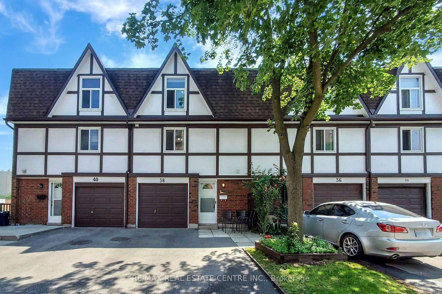 Listing Image 3