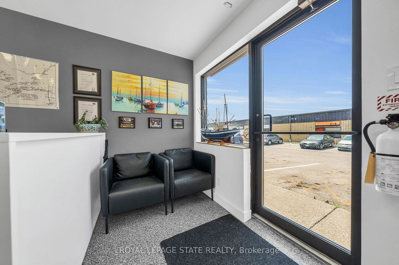 2A - 38B Bigwin Rd, Hamilton, L8W 3R4 | Image 3