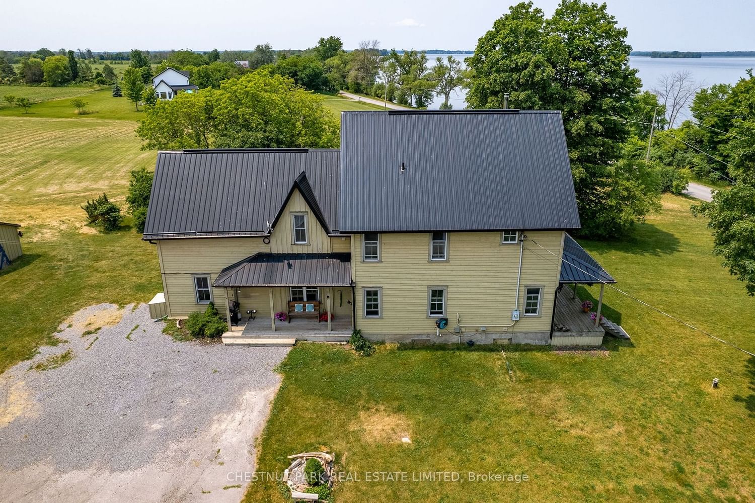 Listing Image 4