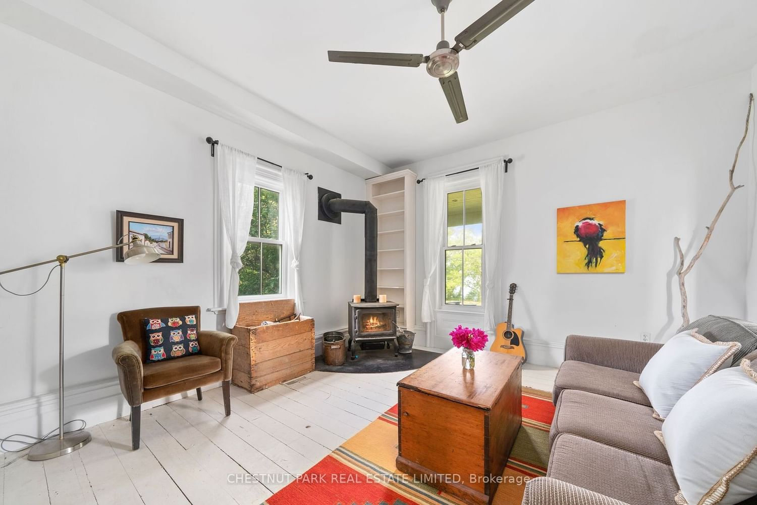 Listing Image 7