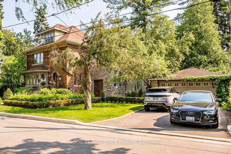 74 Oak Knoll Dr, Hamilton, L8S 4C4 | Image 2