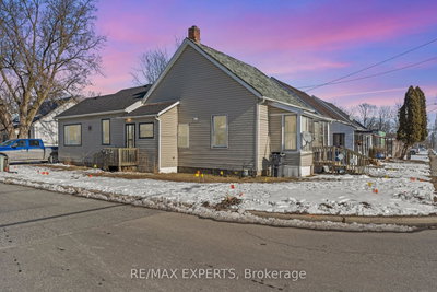 Semi-Detached House leased at A-189 King Street, Chatham-Kent, Ontario, N7M 3N3 - Chatham - MLS: X6204536