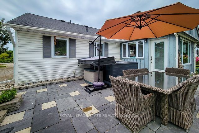 Listing Image 7