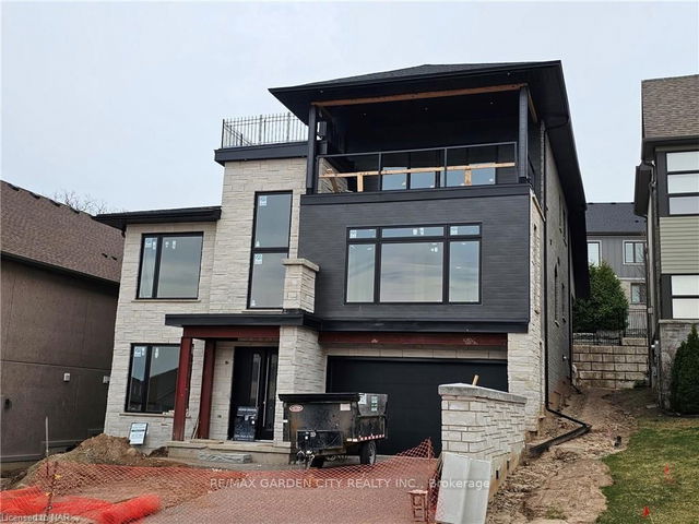 13 Kenmir Avenue