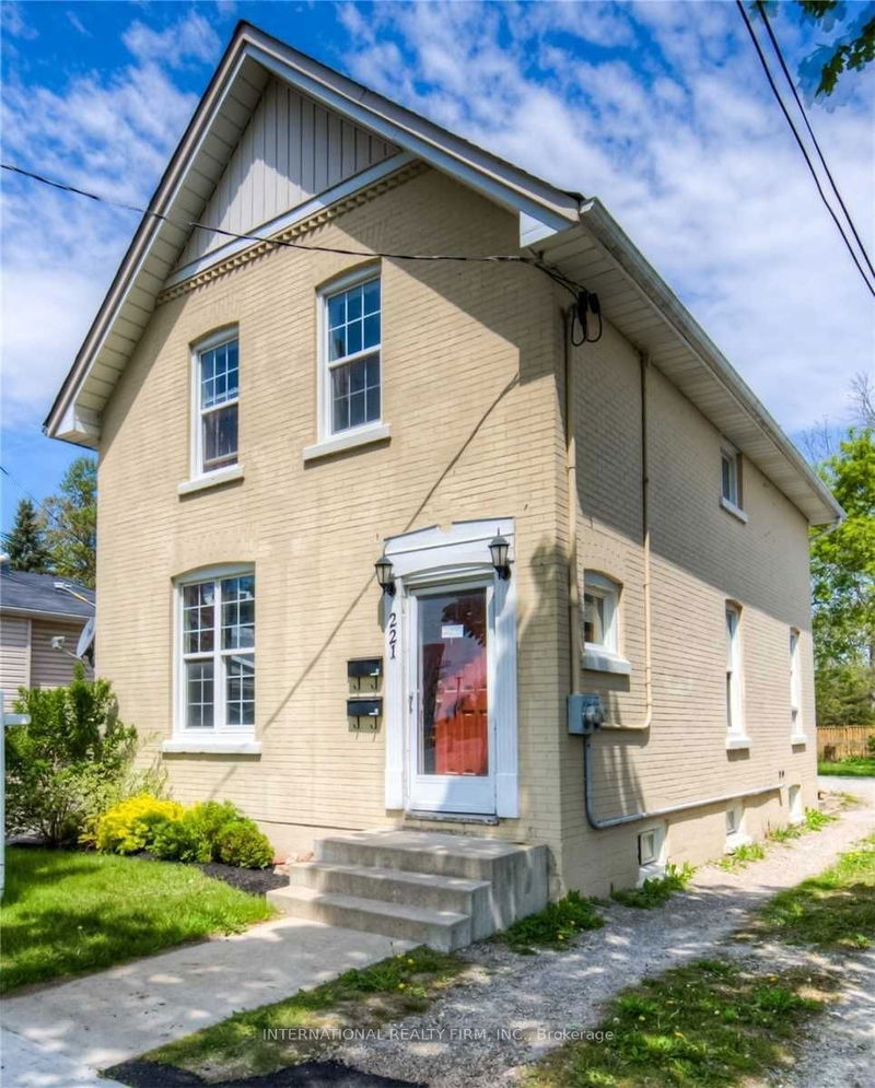 221 Grand River Ave, Brantford -  image-0-0