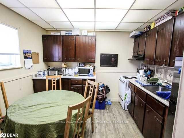 211 Bishop St, Gravenhurst, P1P 1J6 | Image 3