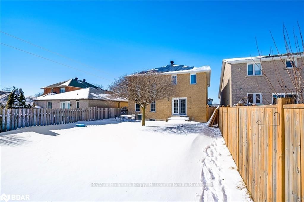Listing Image 22