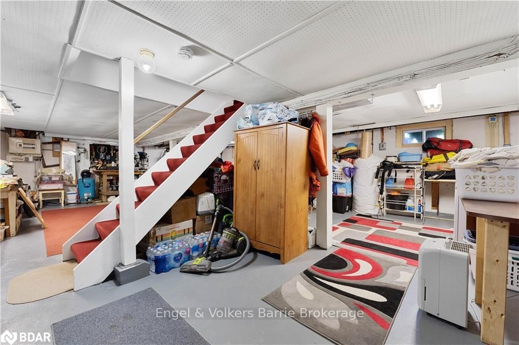 Listing Image 32