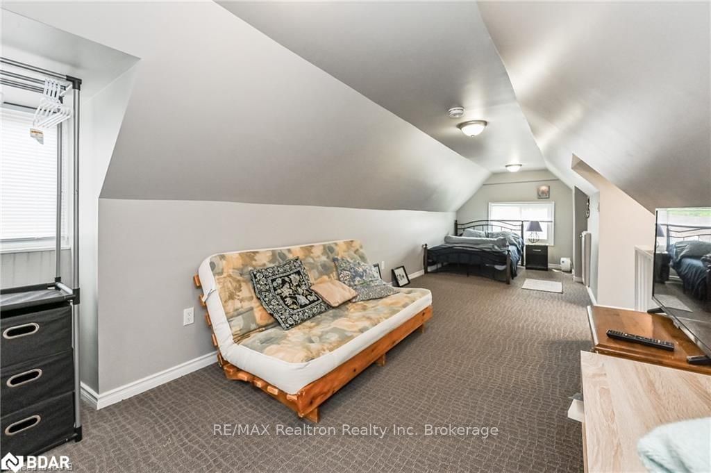 Listing Image 30