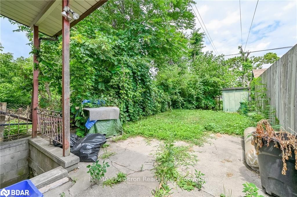 Listing Image 40