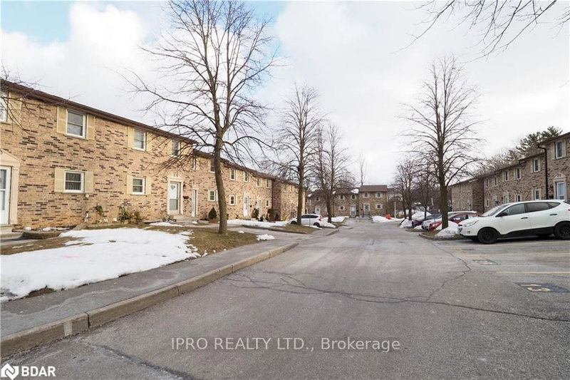 39 - 175 Cedar St, Cambridge, N1S 4X9 | Image 2