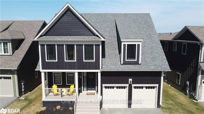 205 Yellow Birch Cres, Blue Mountains, L9Y 0Z3 | Image 2